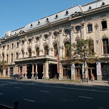 Parliament On Rustaveli Studio Тбилиси Екстериор снимка